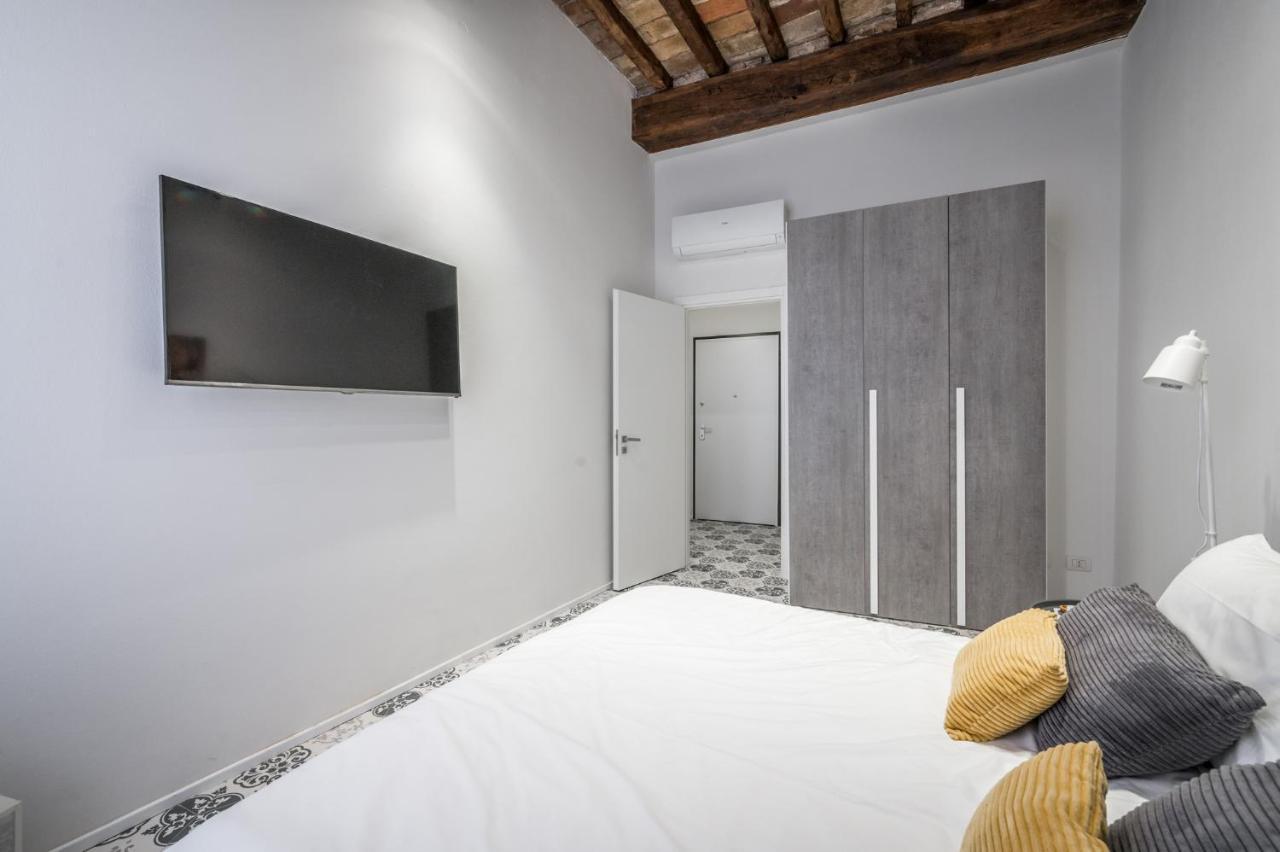 Emilia Suite Palace Модена Экстерьер фото